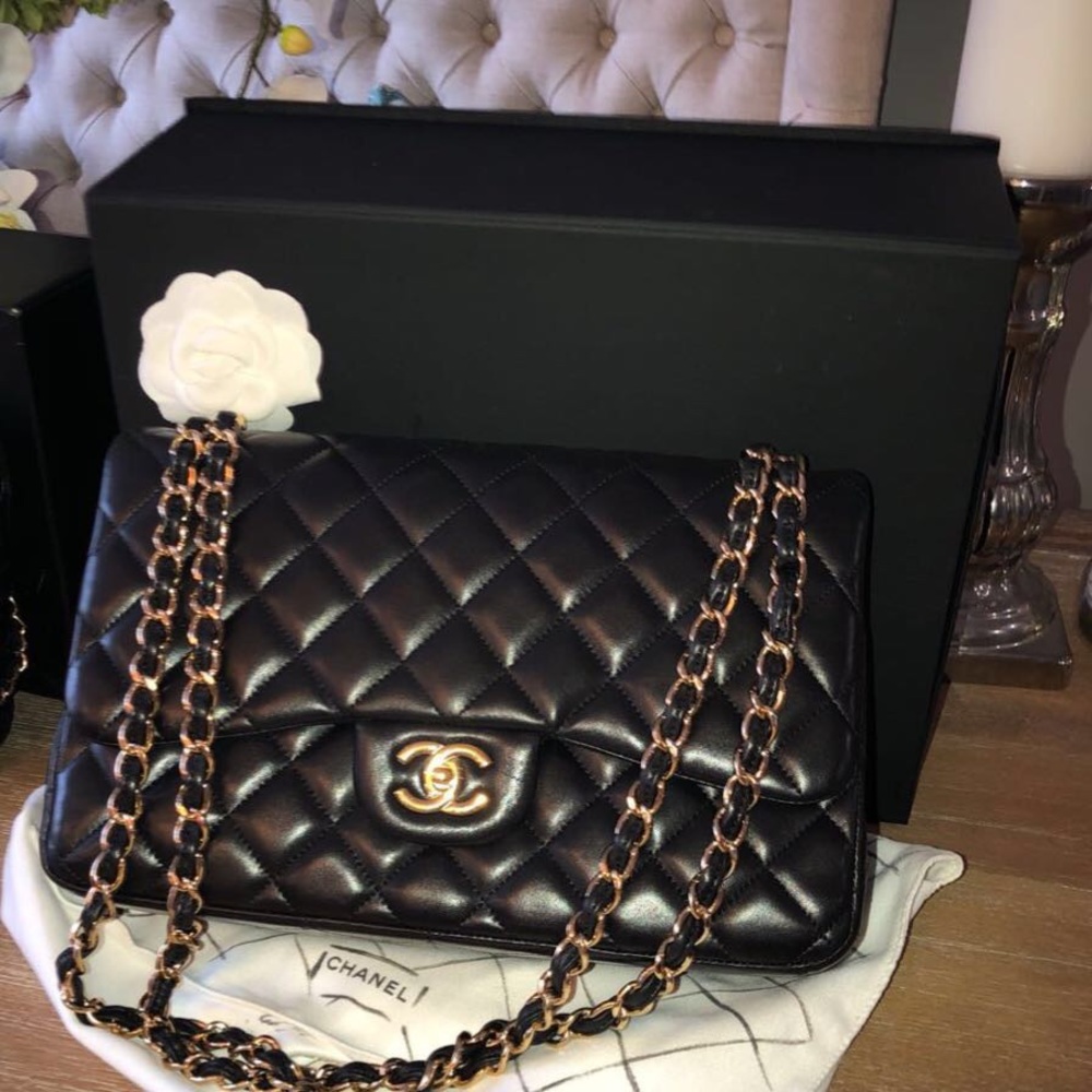 Chanel jumbo Lambskin golden hardware double flap - Picture 2 of 8